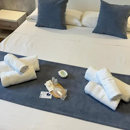 Il Vecchio E Il Mare Bed & Breakfast 4*